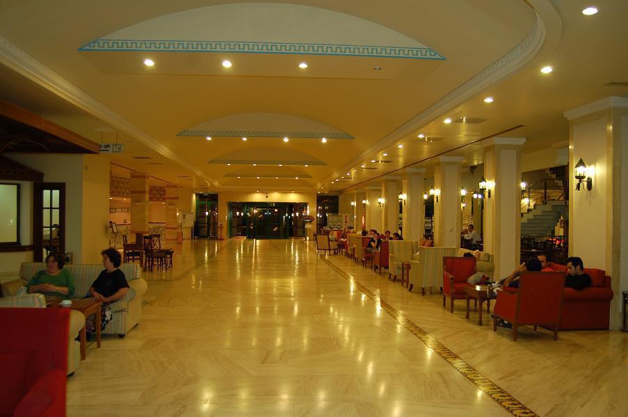 Salamis Bay Conti Hotel Agios Sergios Beltér fotó
